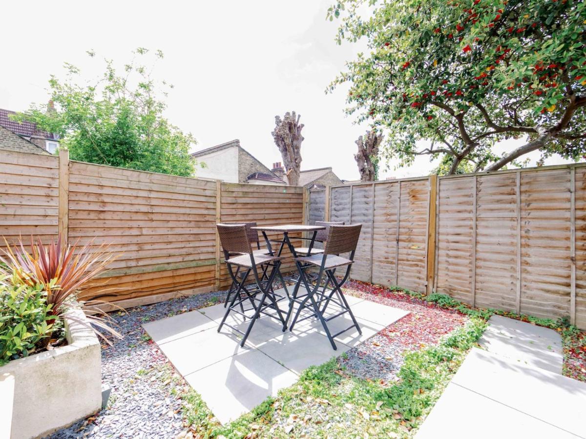 Pass The Keys Recently Renovated 1Br Flat With Private Garden In South London Apartment Exterior foto